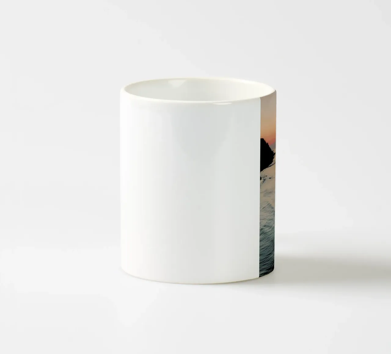 Sundown Seaside tazza in ceramica da Sebastian Hilgetag
