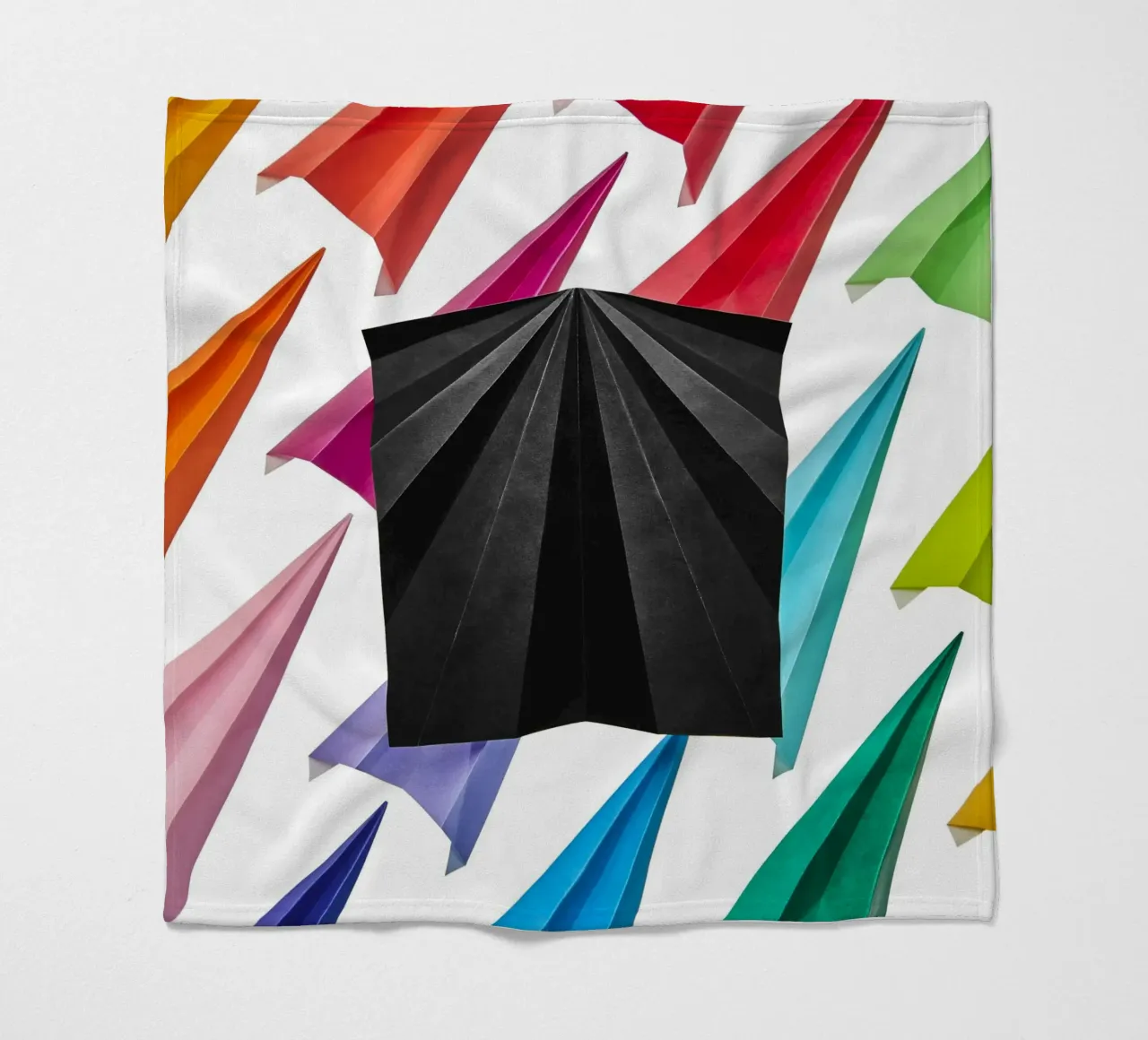 The Unfolded Airplane coperta in pile da Kyla Elaine