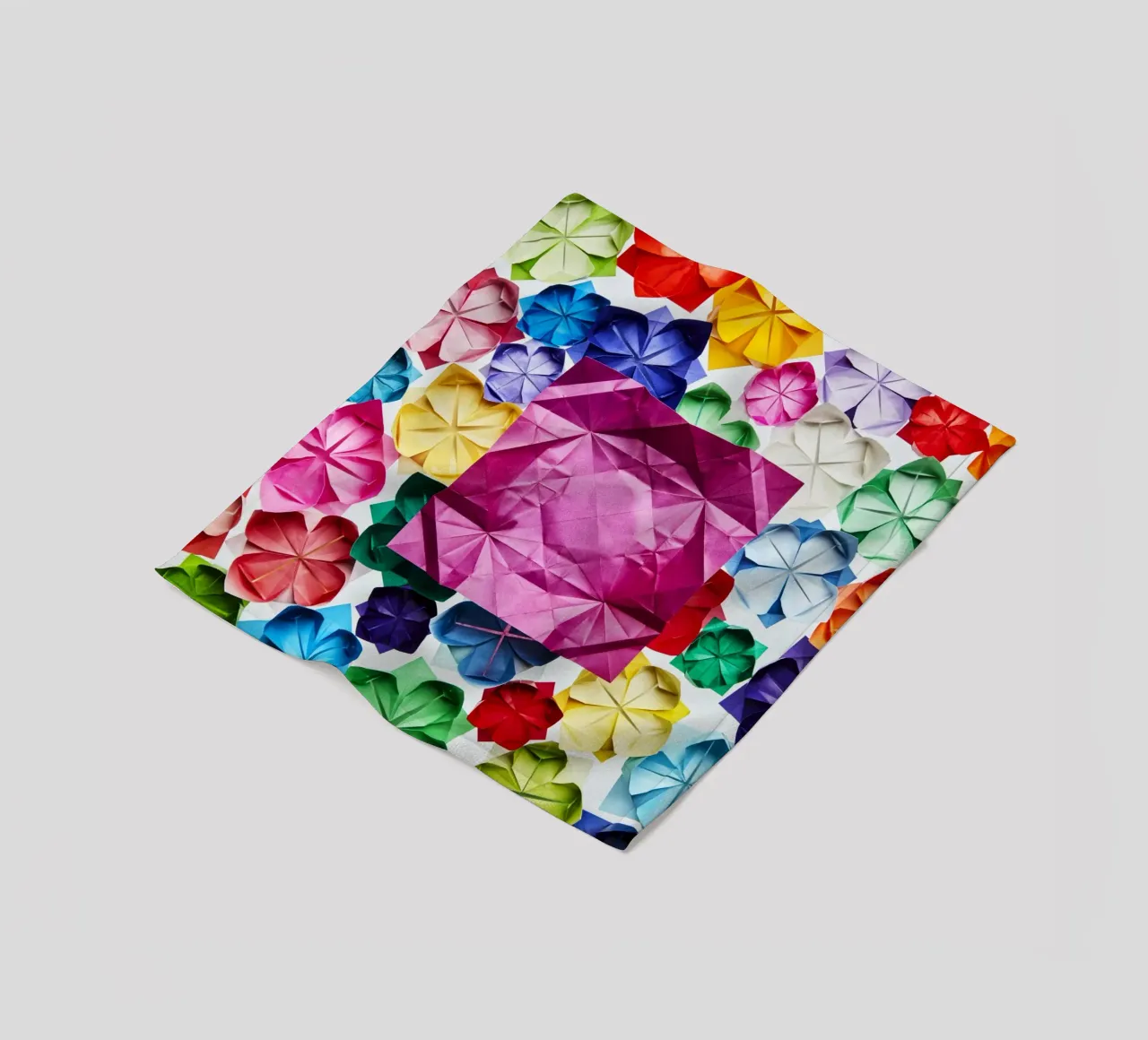The Unfolded Lotus coperta in pile da Kyla Elaine
