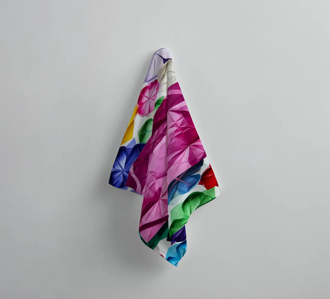 The Unfolded Lotus asciugamano da bagno da Kyla Elaine