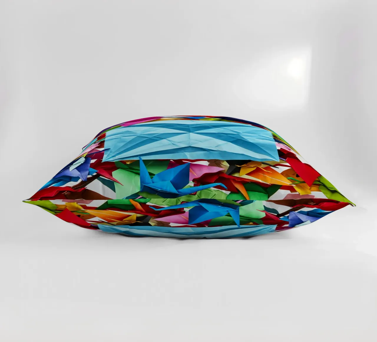The Unfolded Crane cuscino da Kyla Elaine