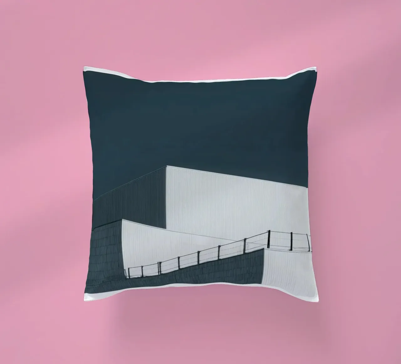 Helsinki - Linee pure sotto un cielo denso cuscino da Minimalistic