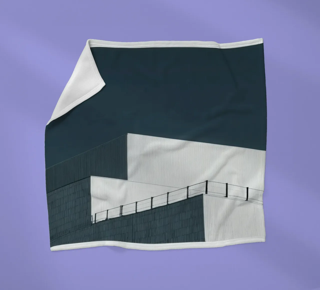 Helsinki - Linee pure sotto un cielo denso coperta in pile da Minimalistic
