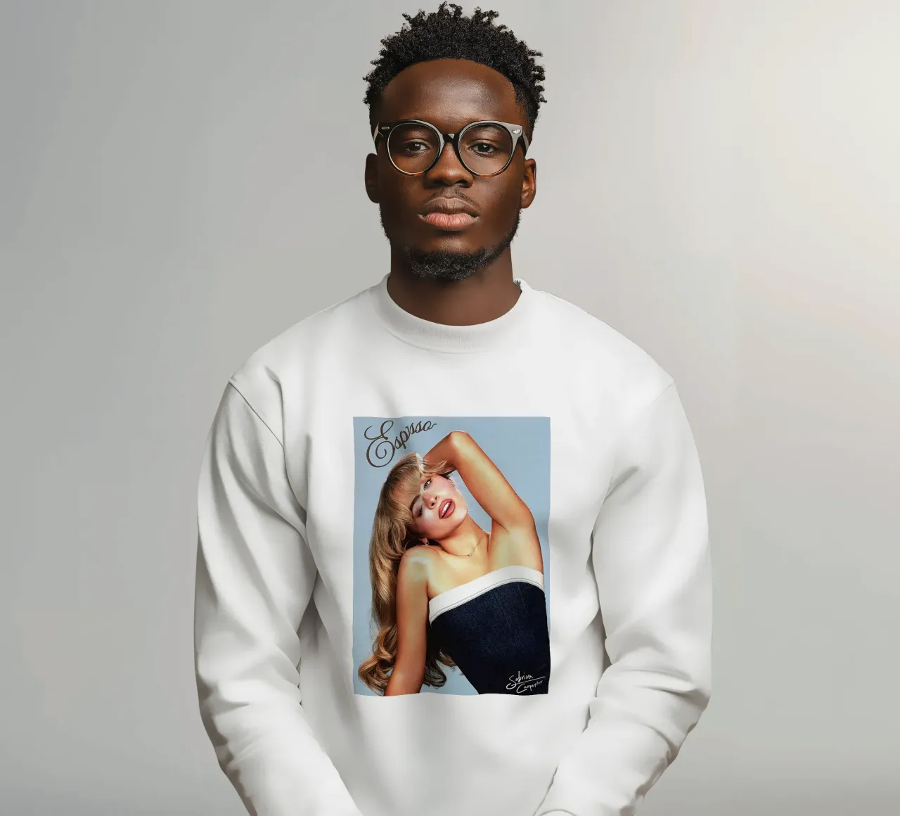 Sabrina Carpenter – Espresso felpa da Attaboy Dsgn