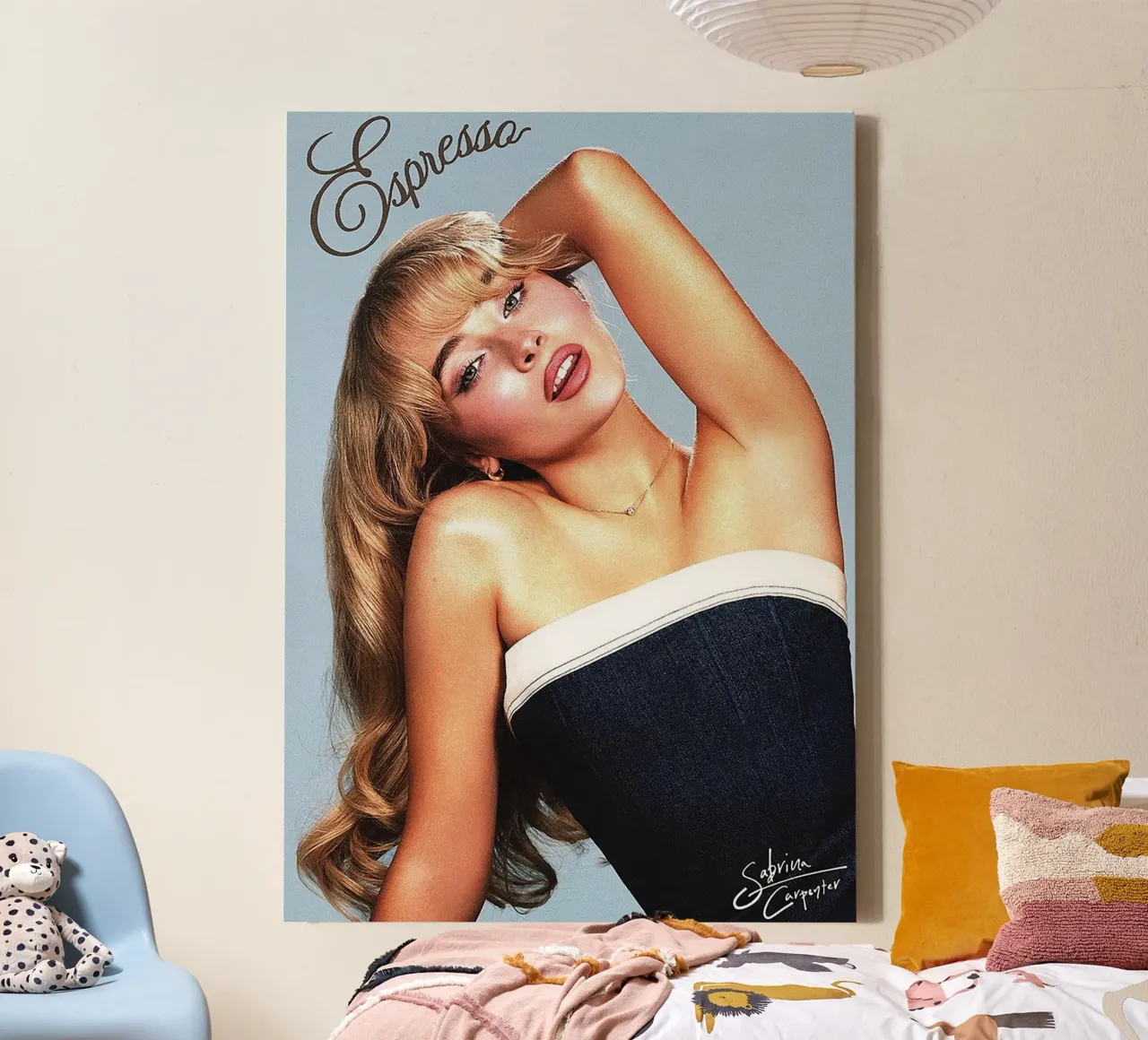 Sabrina Carpenter – Espresso canvas met Baklijst van Attaboy Dsgn