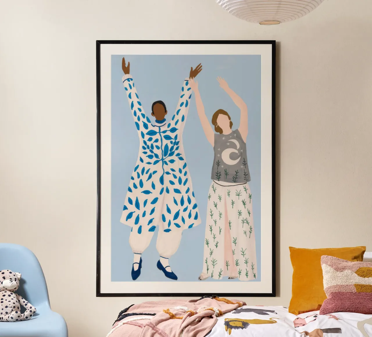 Harmonie joyeuse et dansante poster avec cadre en plastique de Aurora Muse