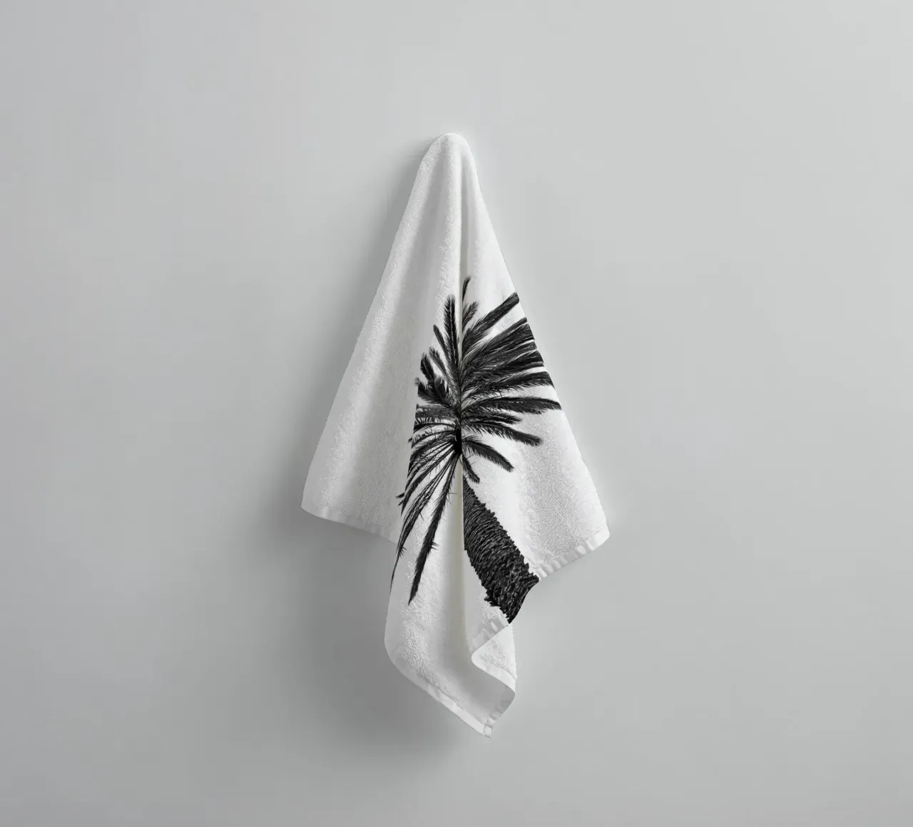 Palm tree in Marrakesh asciugamano da bagno da photolovers