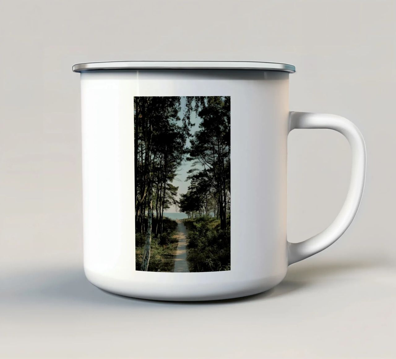 Beach Path tazza in smalto da Sebastian Hilgetag