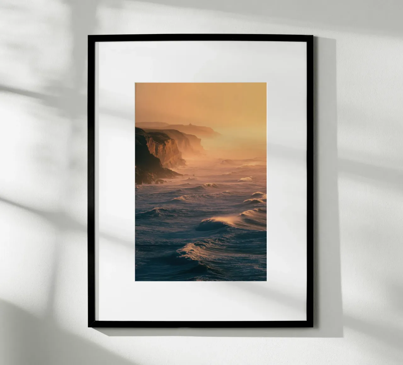 Ora d'oro Scogliere costiere carta hahnemühle da Indigo Tides Art