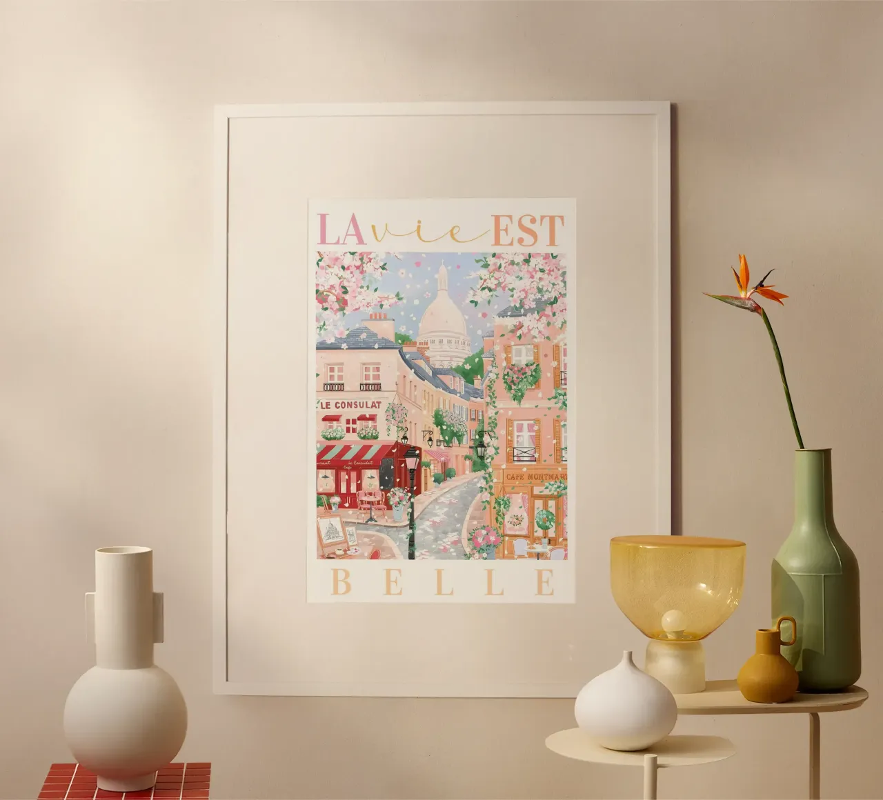 Paris Print, La Vie Est Belle, Franse Reistip Print hahnemühle van Gaia