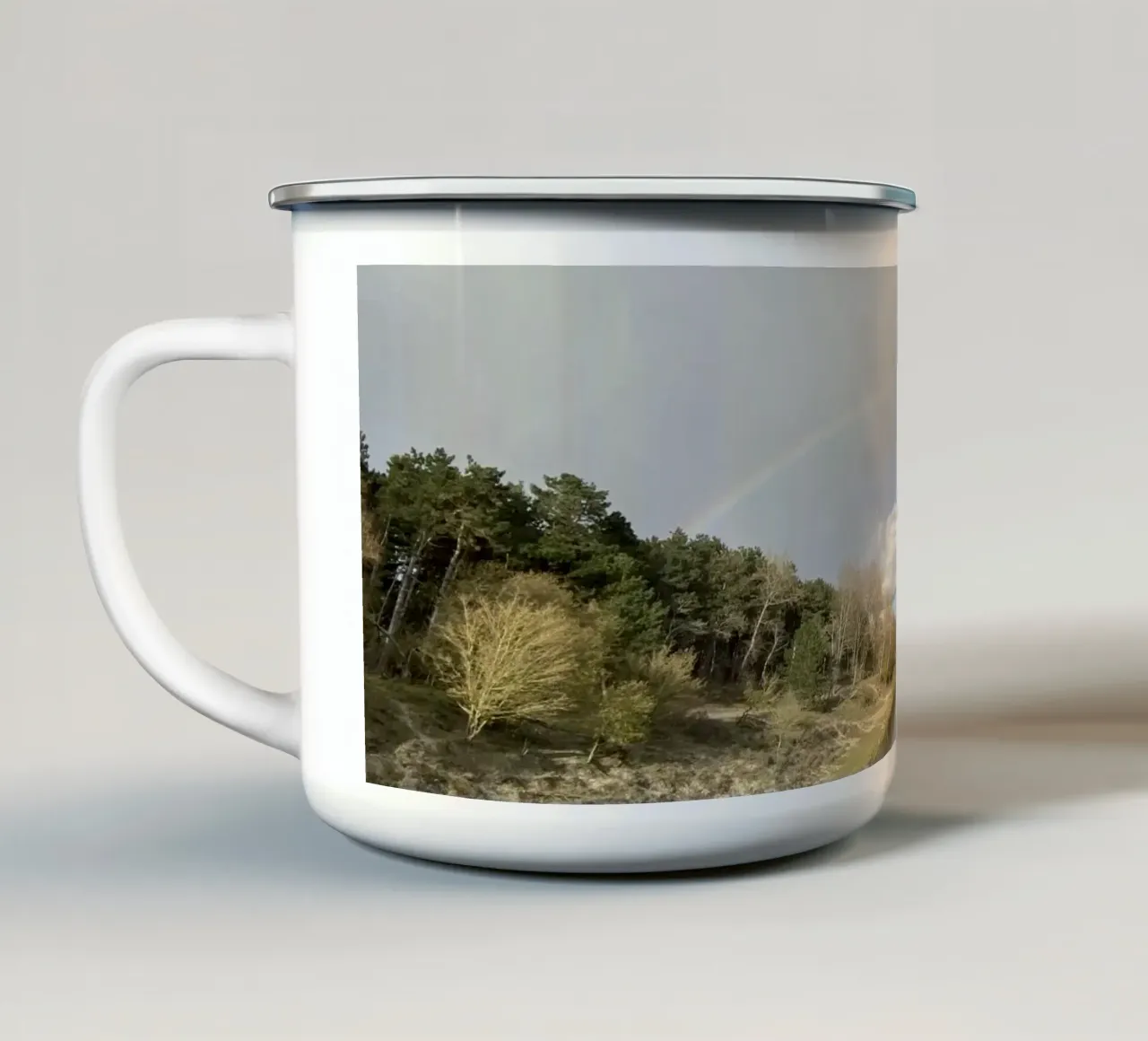 Arcobaleno sull'acqua tazza in smalto da RealLifeMoments