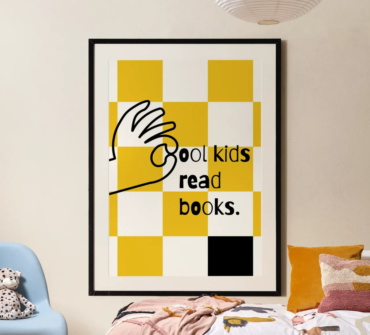cool kids read books. poster con telaio in plastica da FRICKE DESIGN