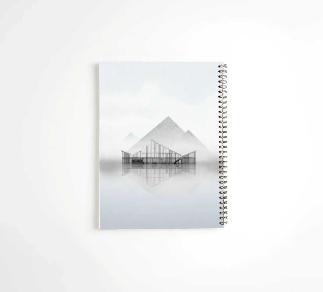 Reflets d'Arctique - Queen between mist and glass spiral notebook by Affiches Minimalistes