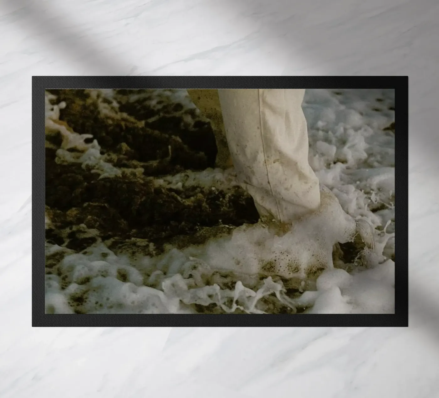 White Foam zerbino da Chris Abatzis