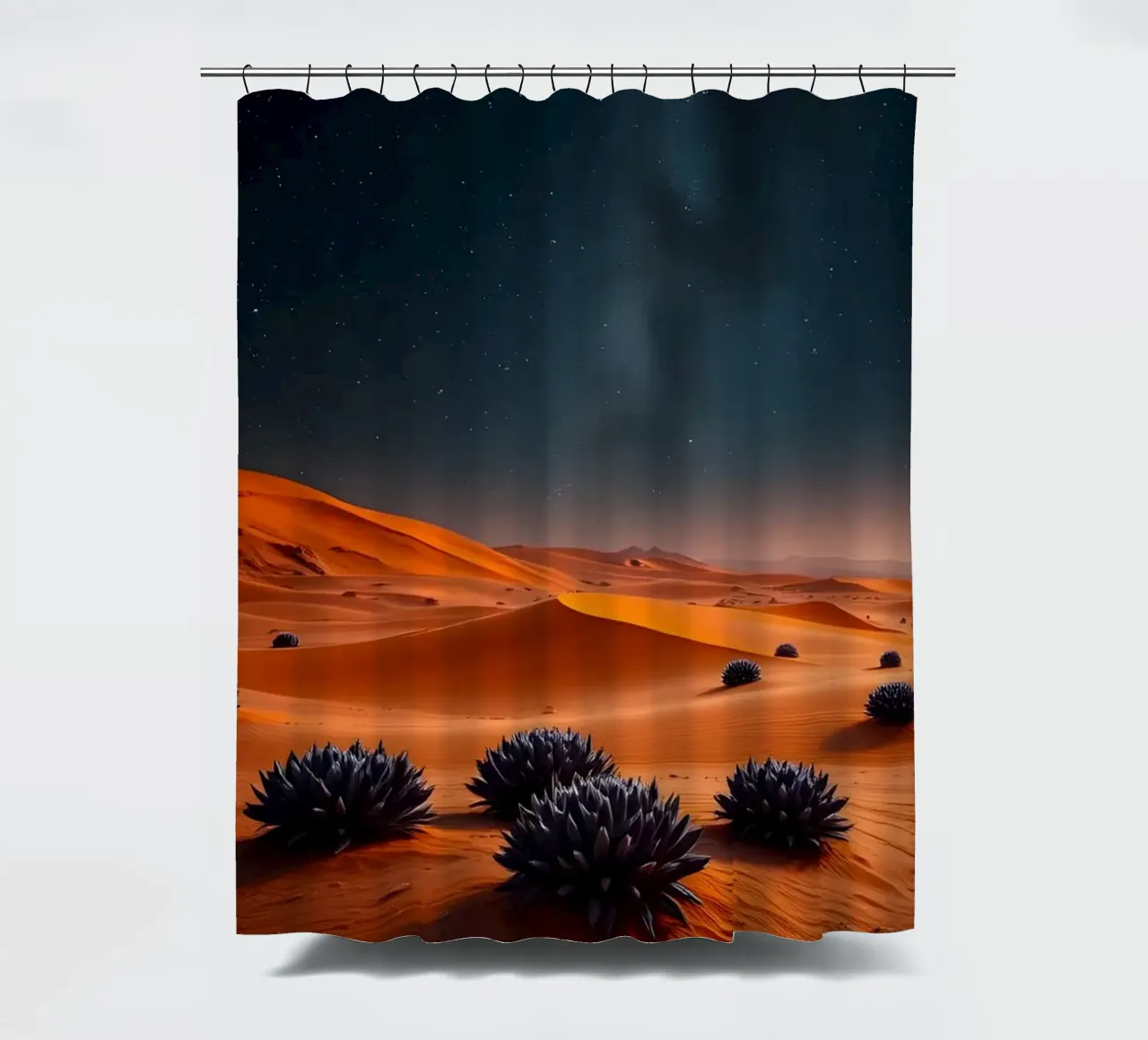 Deserto con dune arancioni e piante viola tenda da doccia da Wild Beauty