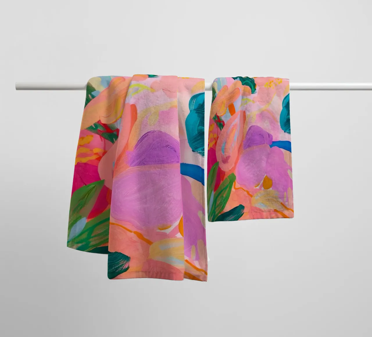 Levendige bloemenprint, kleurrijke abstracte bloemenposter badhanddoek van Boheme