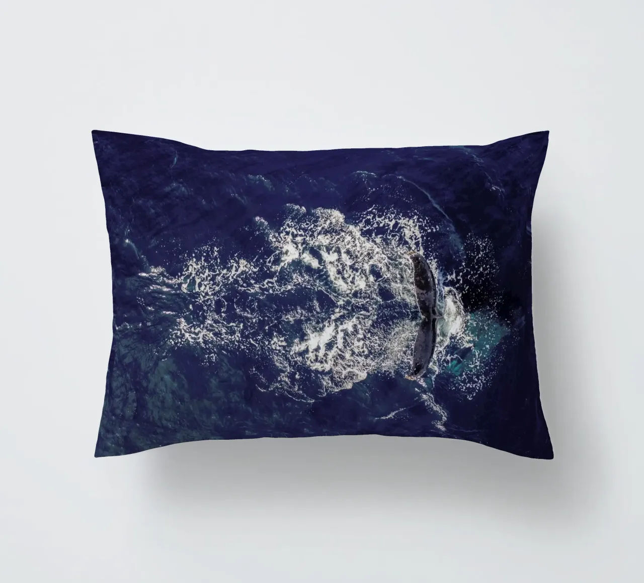 Whale cuscino da ROBERTO H