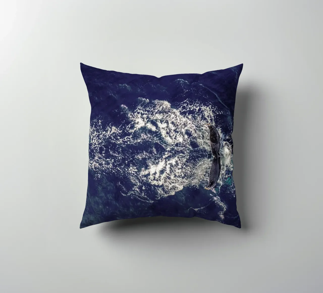 Whale cuscino da ROBERTO H