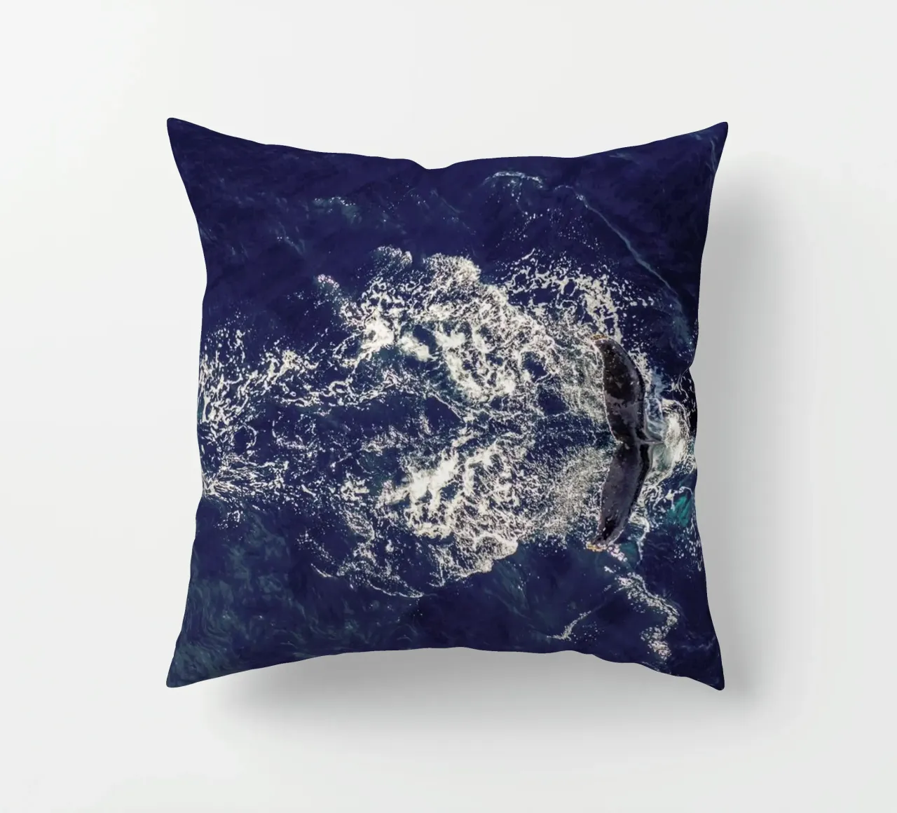Whale cuscino da ROBERTO H