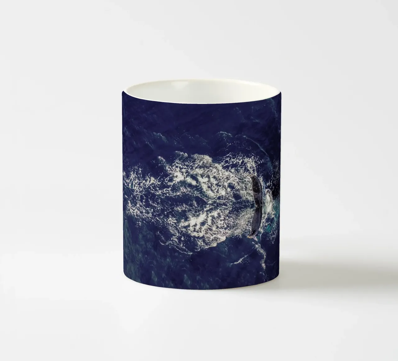Whale tazza in ceramica da ROBERTO H