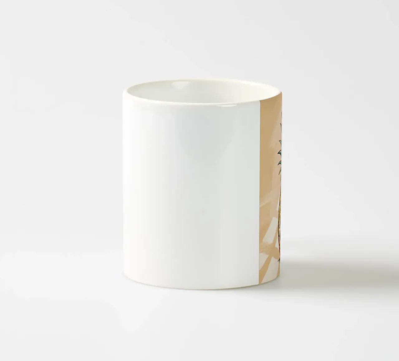 Siate dolci. Siate alti. Indossate la vostra corona. - Ananas disegnato a mano tazza in ceramica da logic