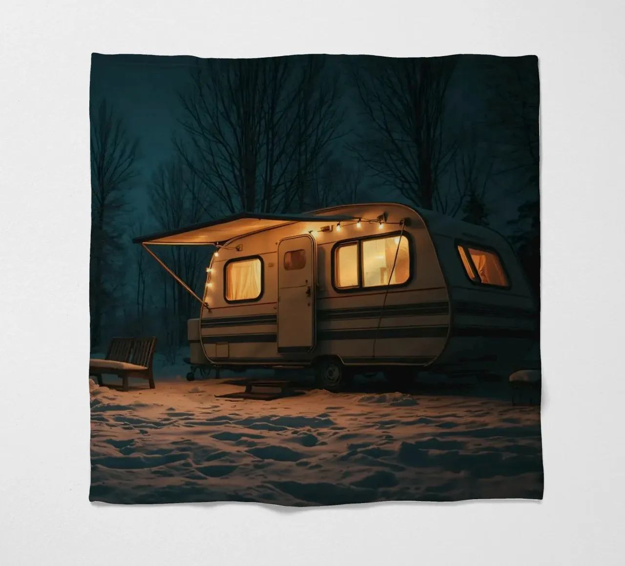 Accogliente notte d'inverno in un camper nei boschi innevati, con un caldo coperta in pile da DesignDoodle