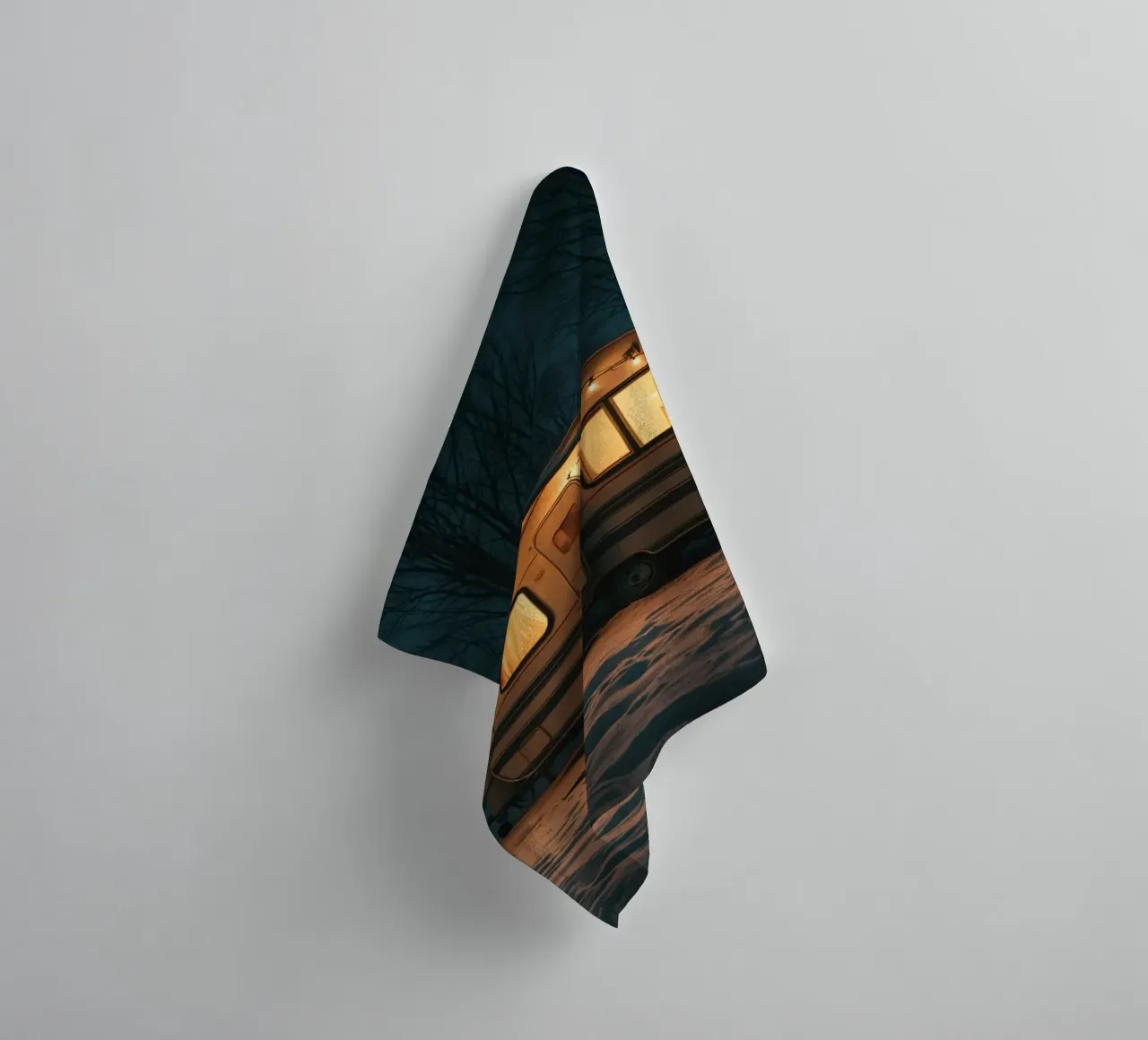 Accogliente notte d'inverno in un camper nei boschi innevati, con un caldo asciugamano da bagno da DesignDoodle