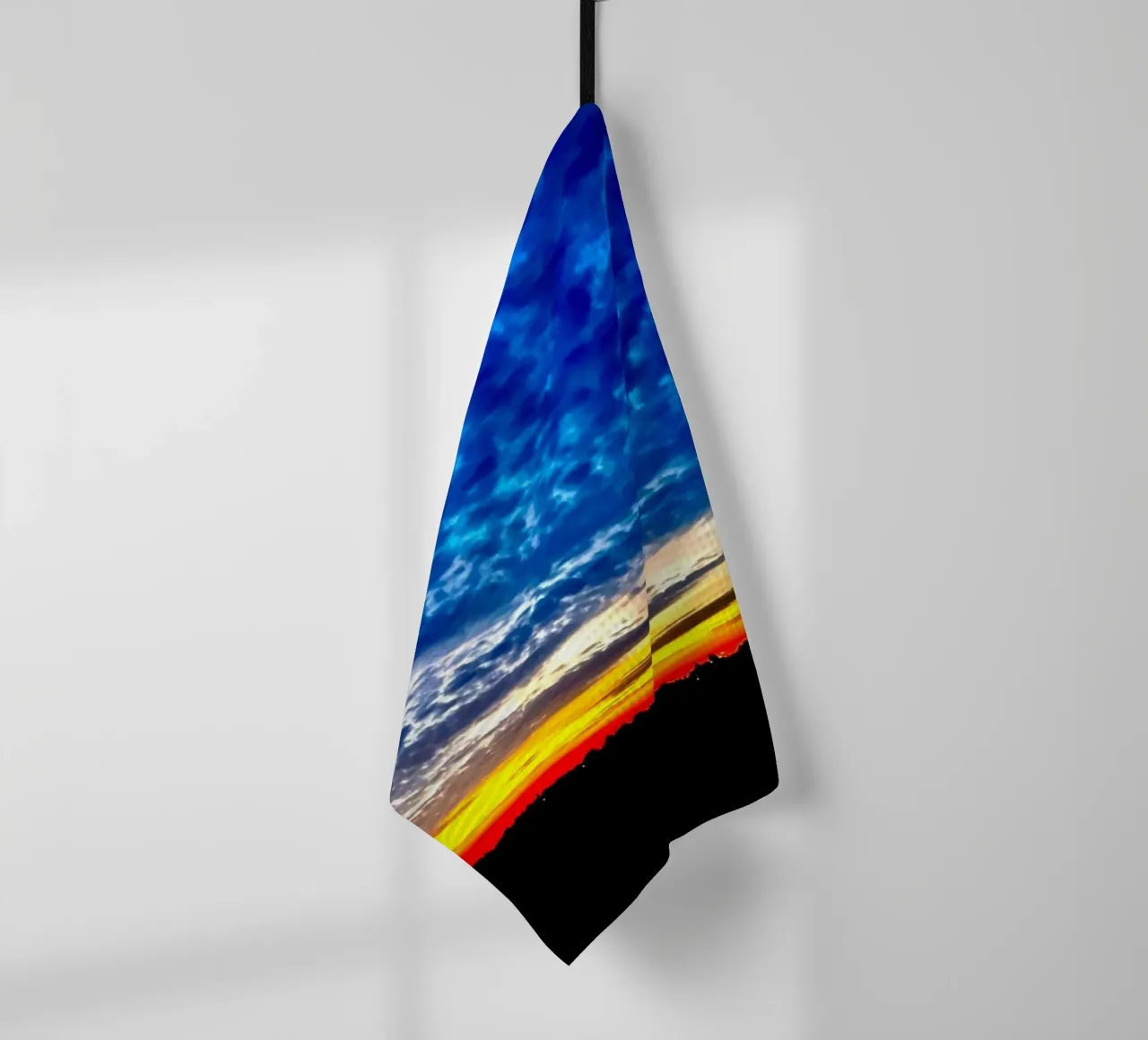 Tramonto con nuvole blu scuro canovaccio da cucina da RealLifeMoments