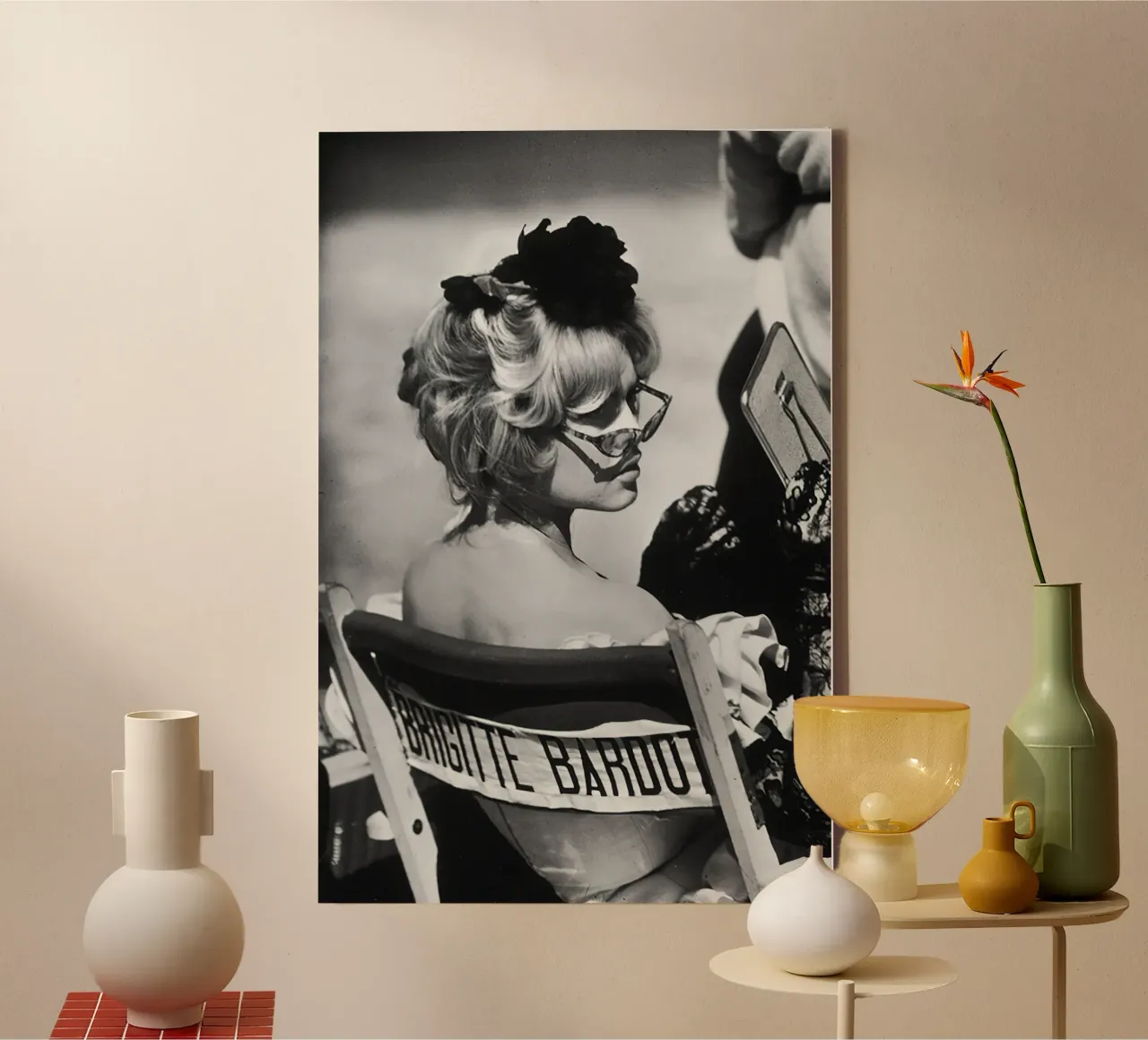 Brigitte Bardot sul set tela da hite Shop