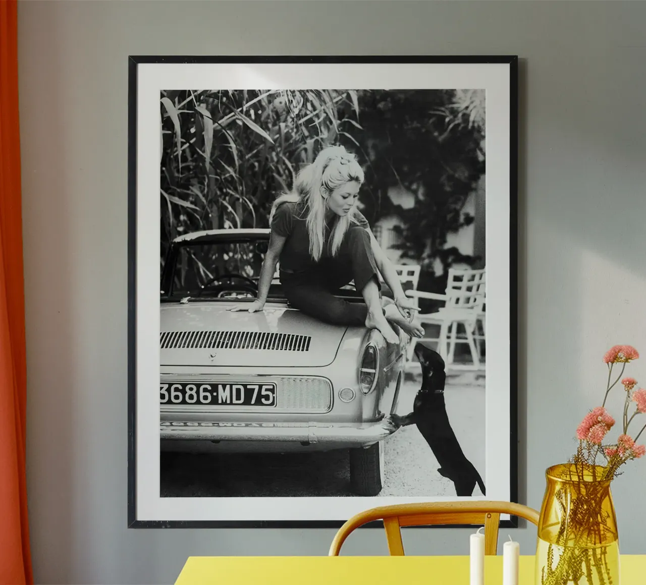 Brigitte Bardot con bassotto 1962 poster da hite Shop