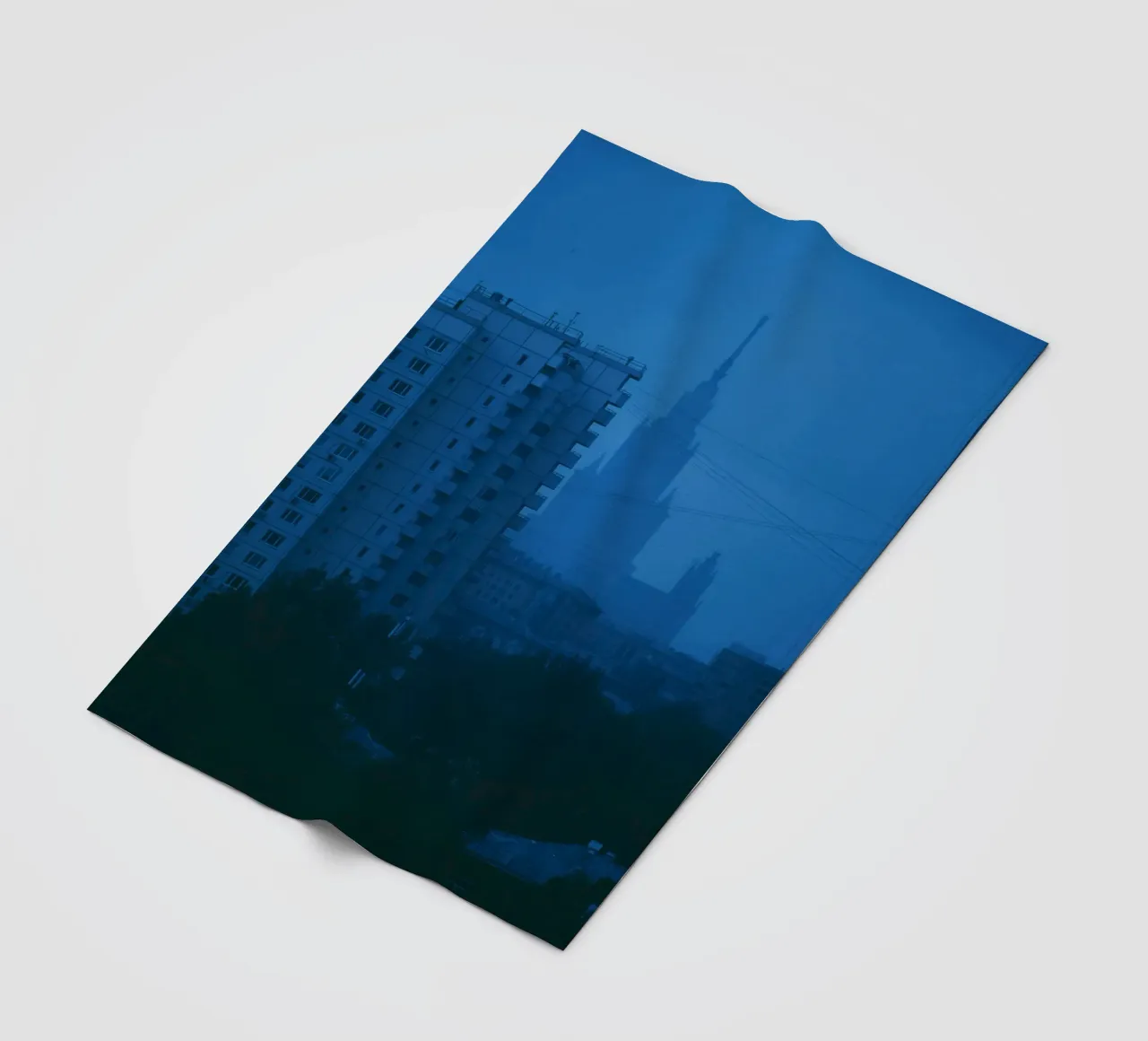 building rise fleece blanket by Bleu