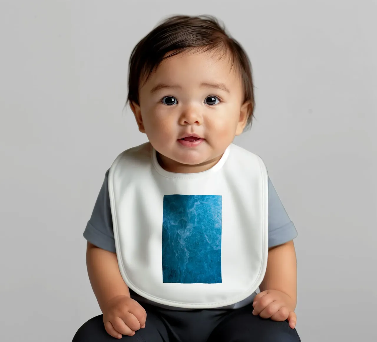 frost cold baby bib by Bleu