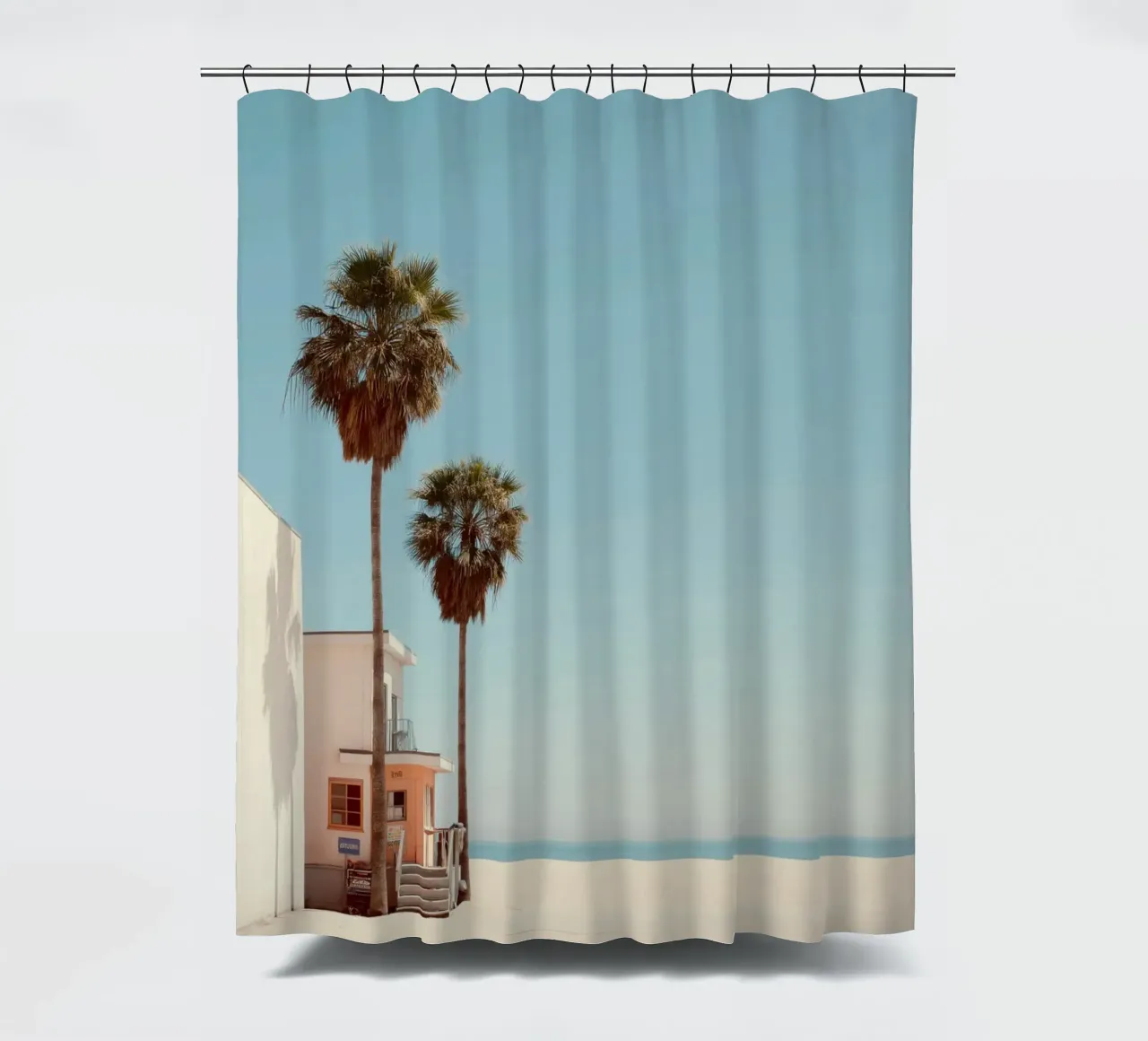 Scena di spiaggia minimalista con palme tenda da doccia da Indigo Tides Art