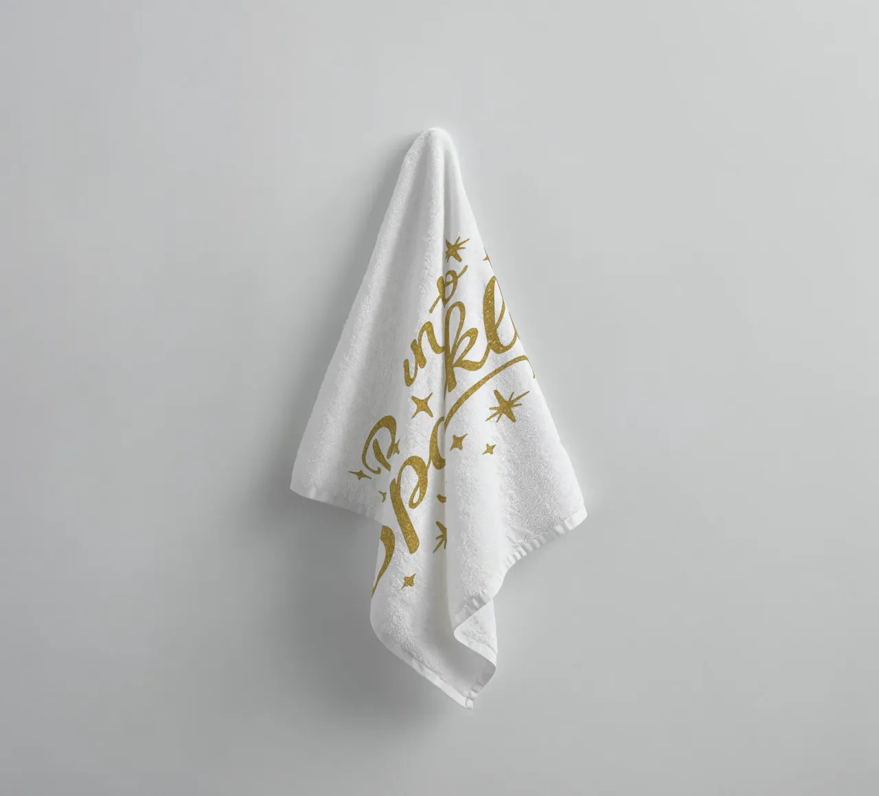 Born To Sparkle con Glittering text art 1 toalla de baño de DesignDoodle