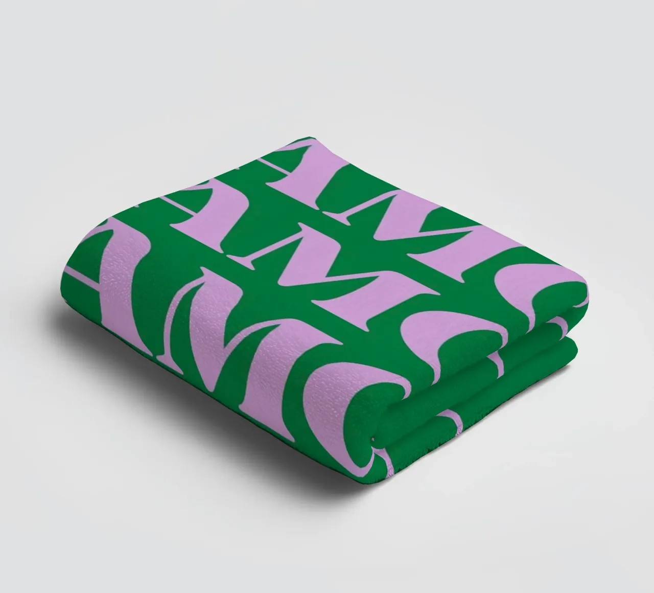 "Amour" Wiederholte Liebe Typografie Handtuch von pdigitalprints