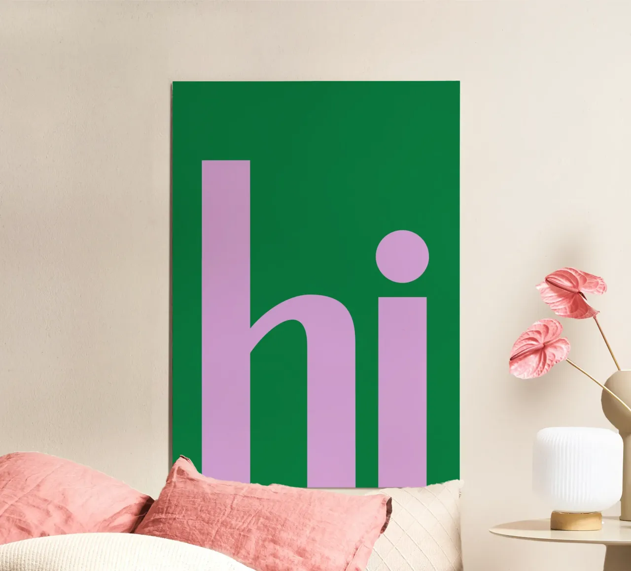Tipografia minimale in grassetto "ciao" in lilla su verde carta hahnemühle da pdigitalprints