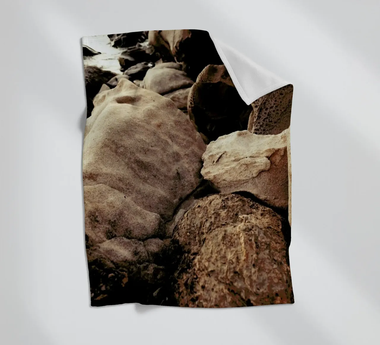Golden Hour Rocks coperta in pile da Sebastian Hilgetag
