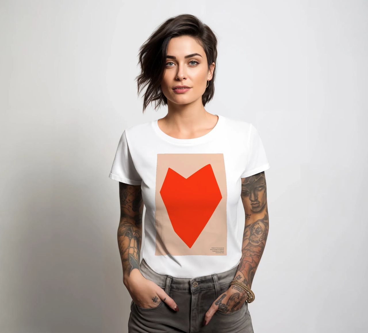 intimacy. dames t-shirt getailleerd van FRICKE DESIGN