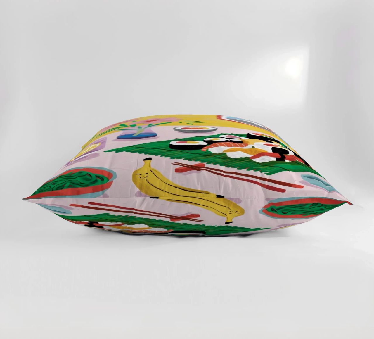 Vue sur les sushis Tranquille coussin de Aurora Muse