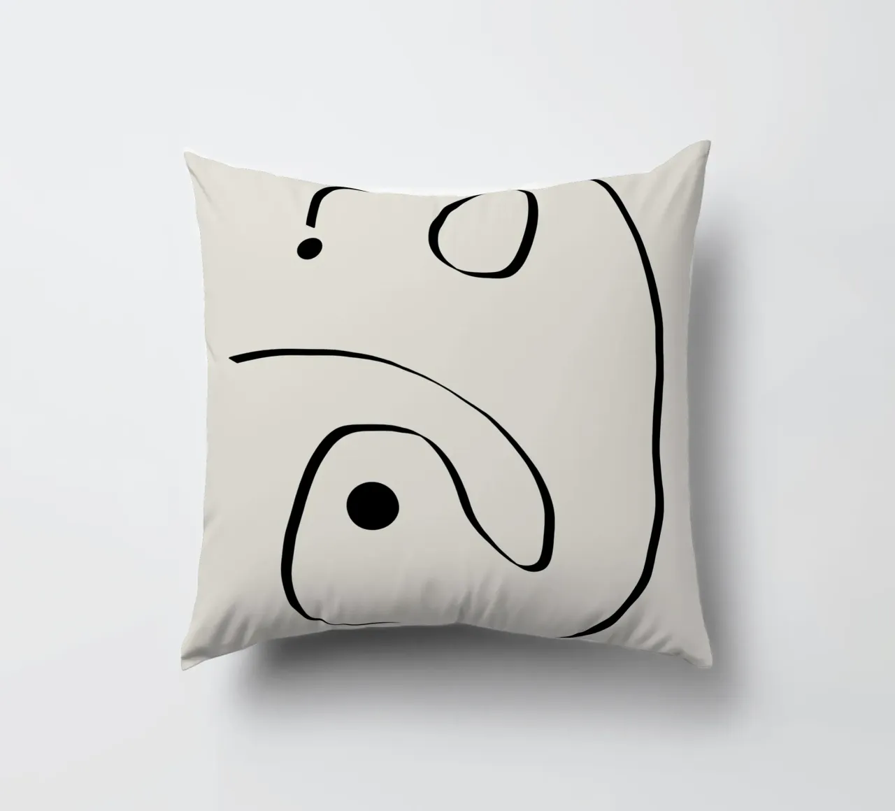 Figure with lines in beige I Kissen von Imaginative
