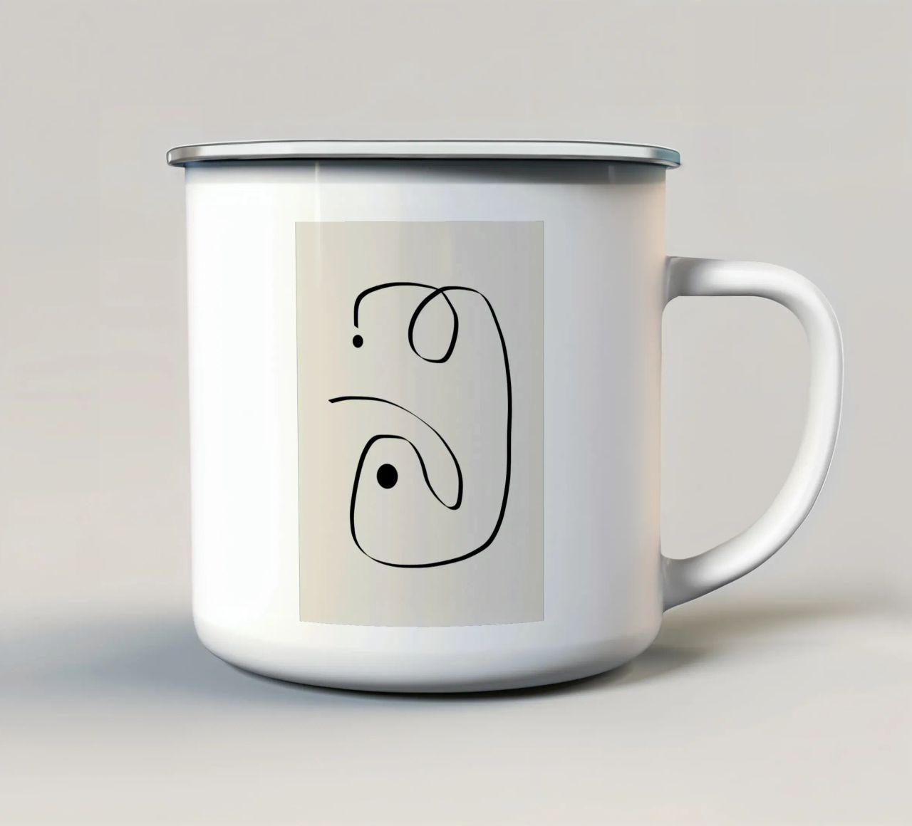 Figure with lines in beige I tazza in smalto da Imaginative