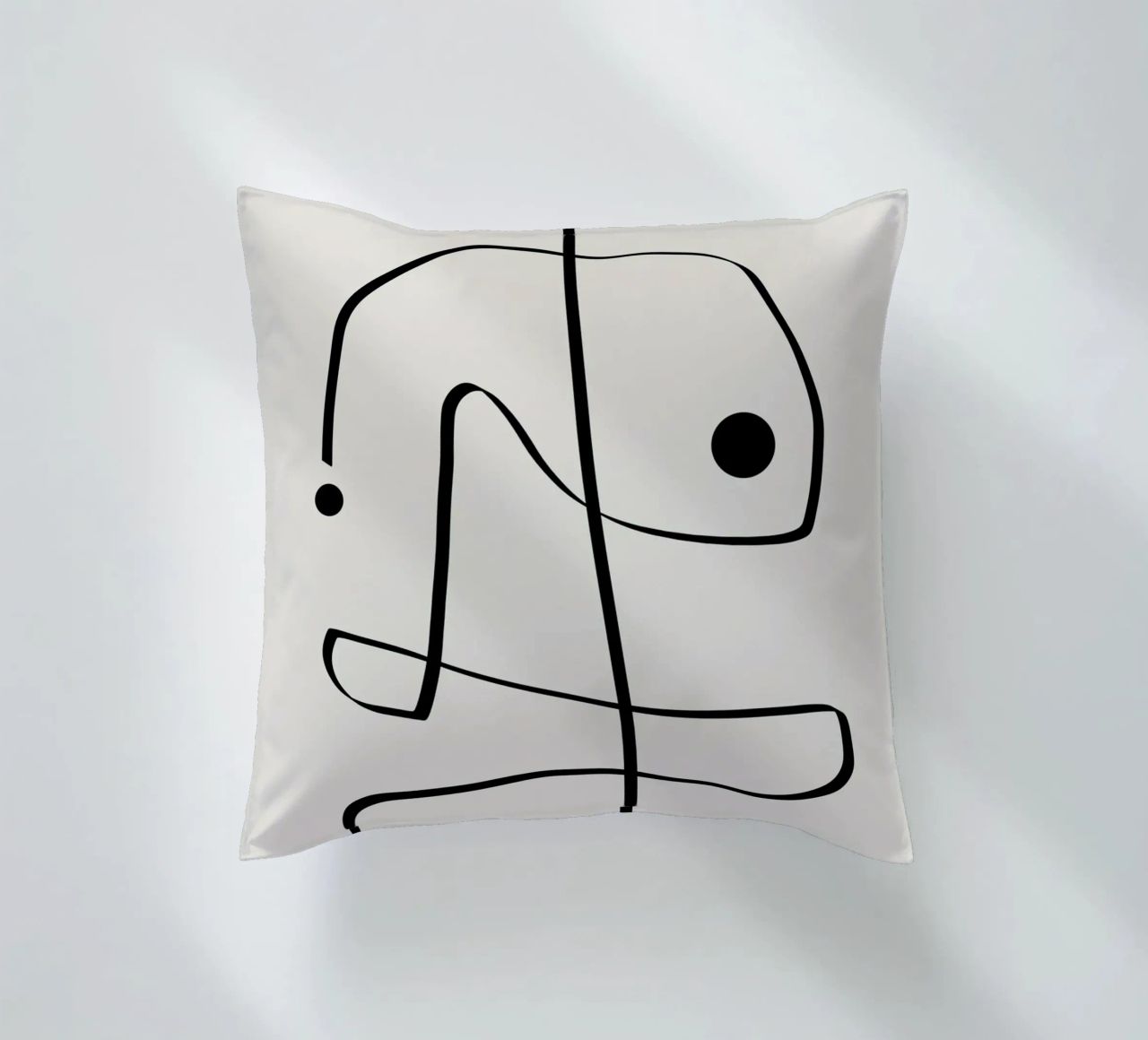 Figure with lines in beige II cuscino da Imaginative