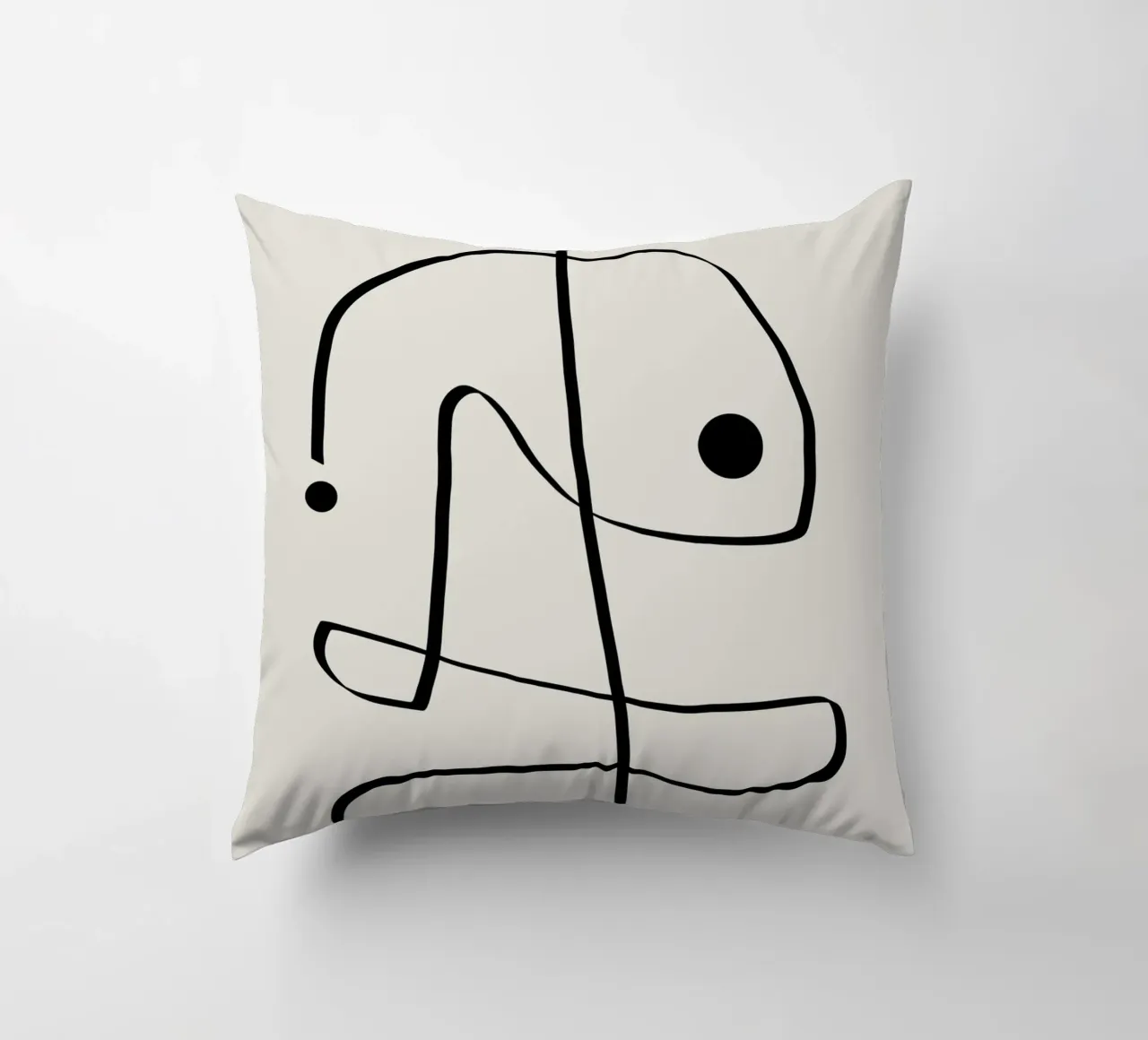 Figure with lines in beige II cuscino da Imaginative