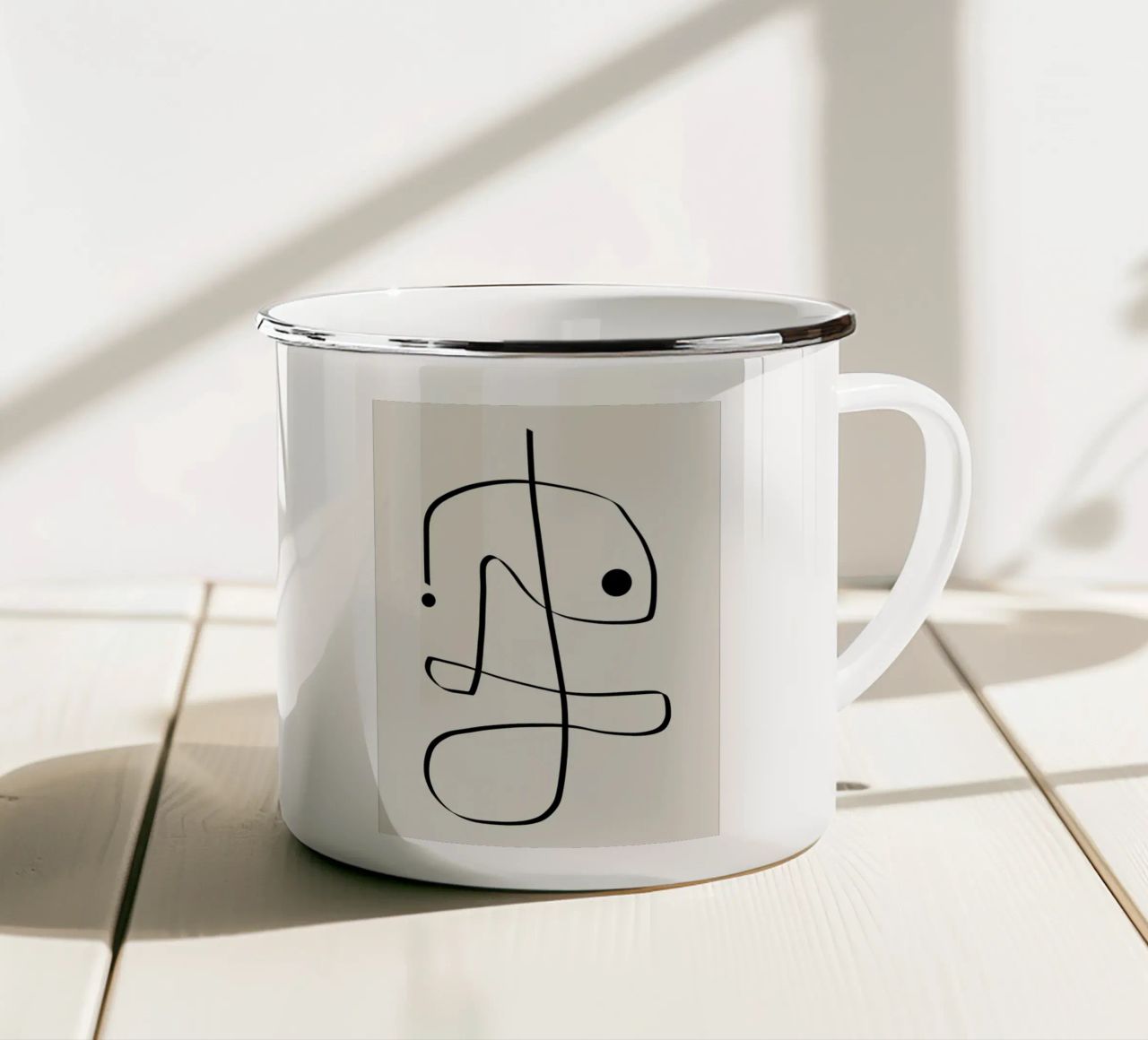 Figure with lines in beige II tazza in smalto da Imaginative