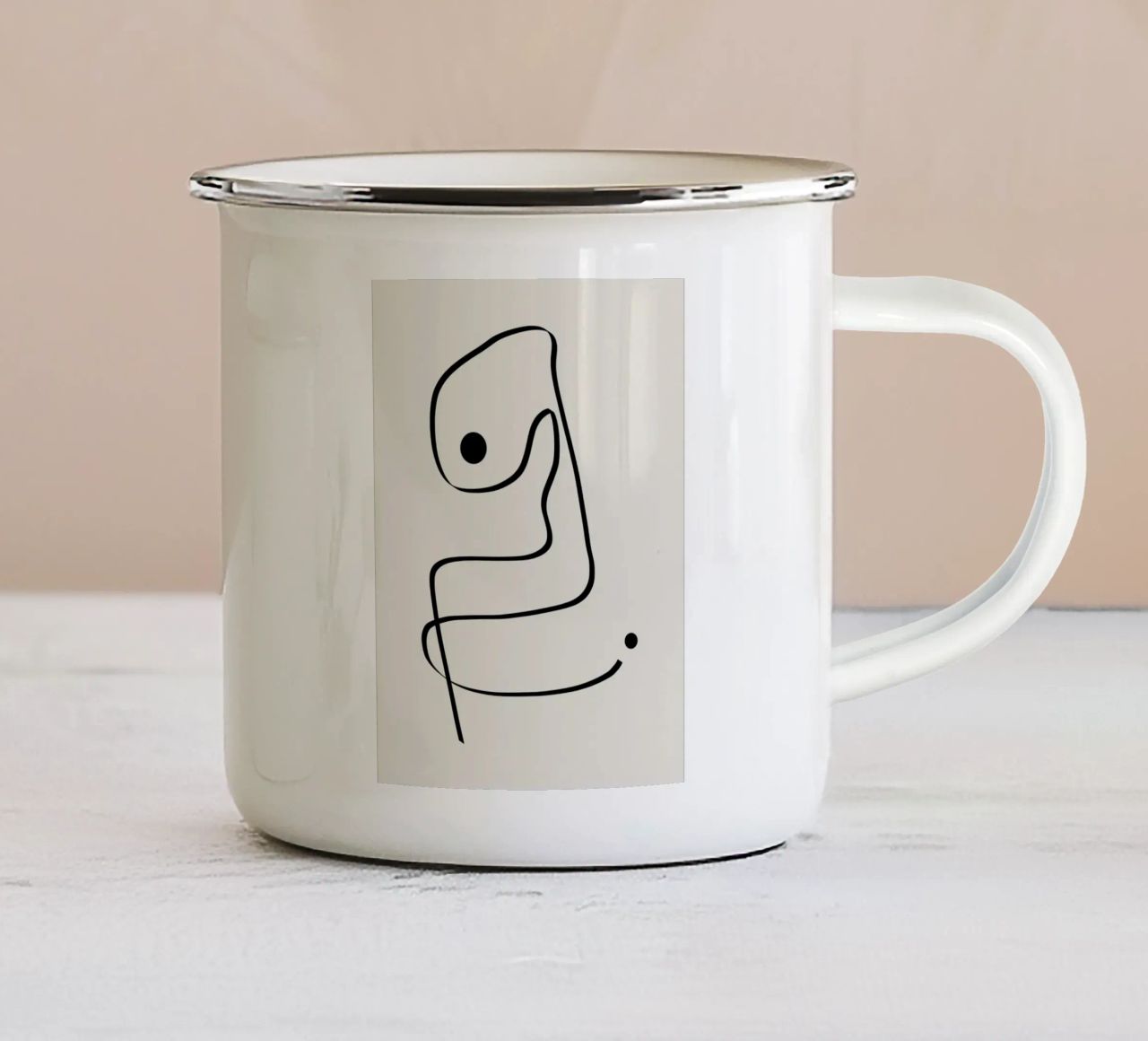 Figure with lines in beige IV tazza in smalto da Imaginative