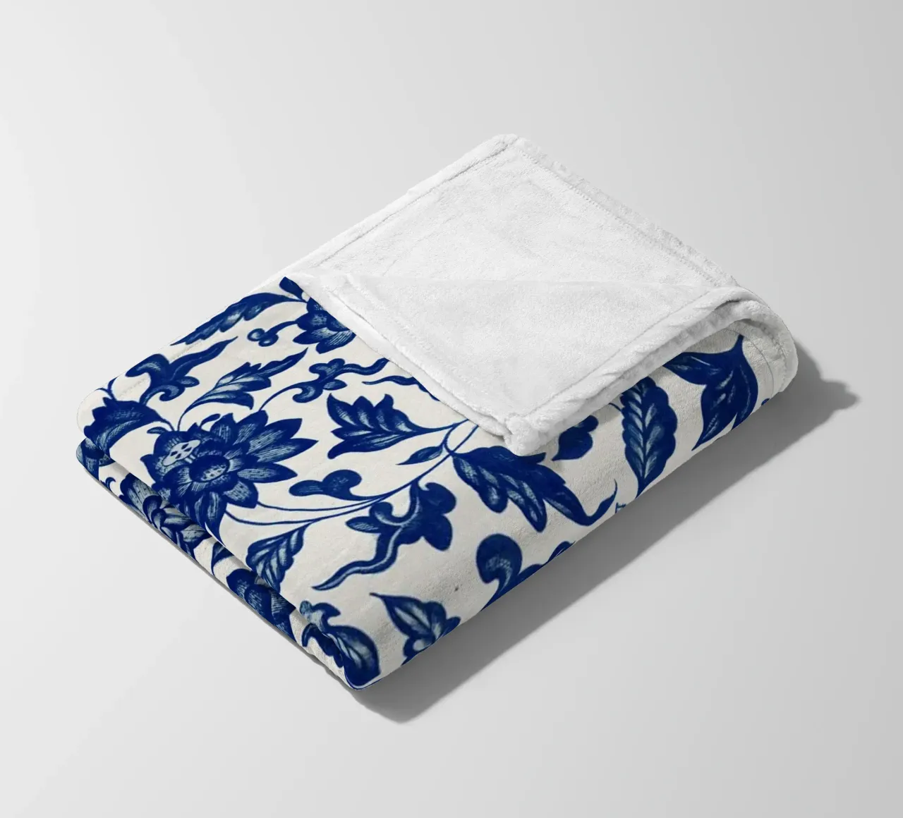 Blue flower pattern coperta in pile da vintageshop