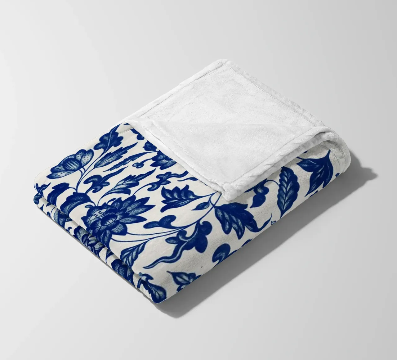 Blue flower pattern coperta in pile da vintageshop