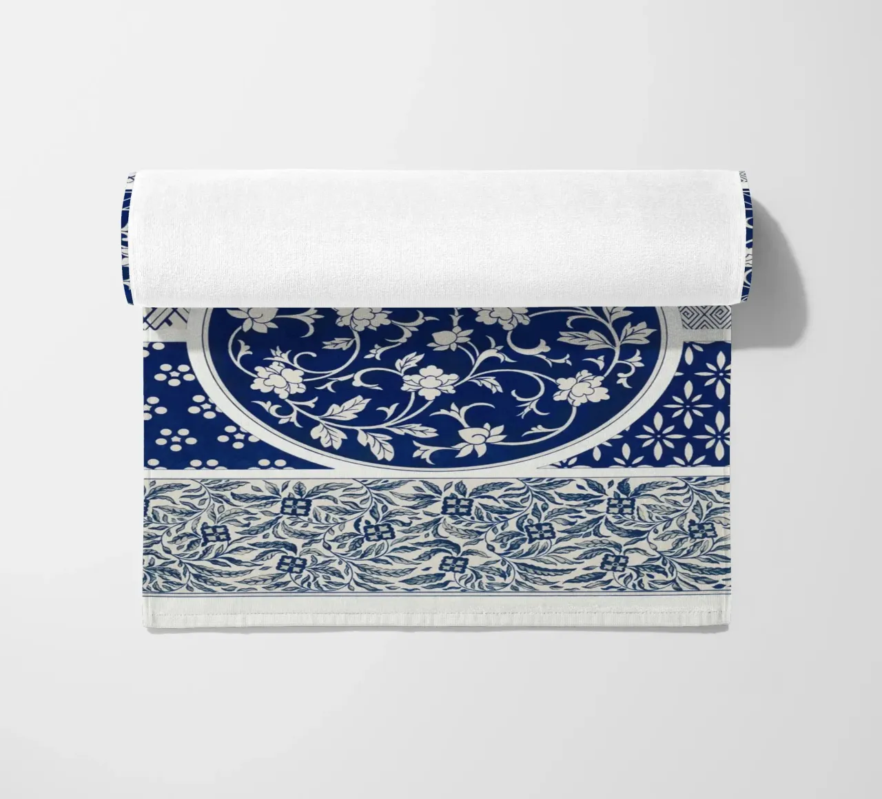 Blue flower pattern telo mare da vintageshop