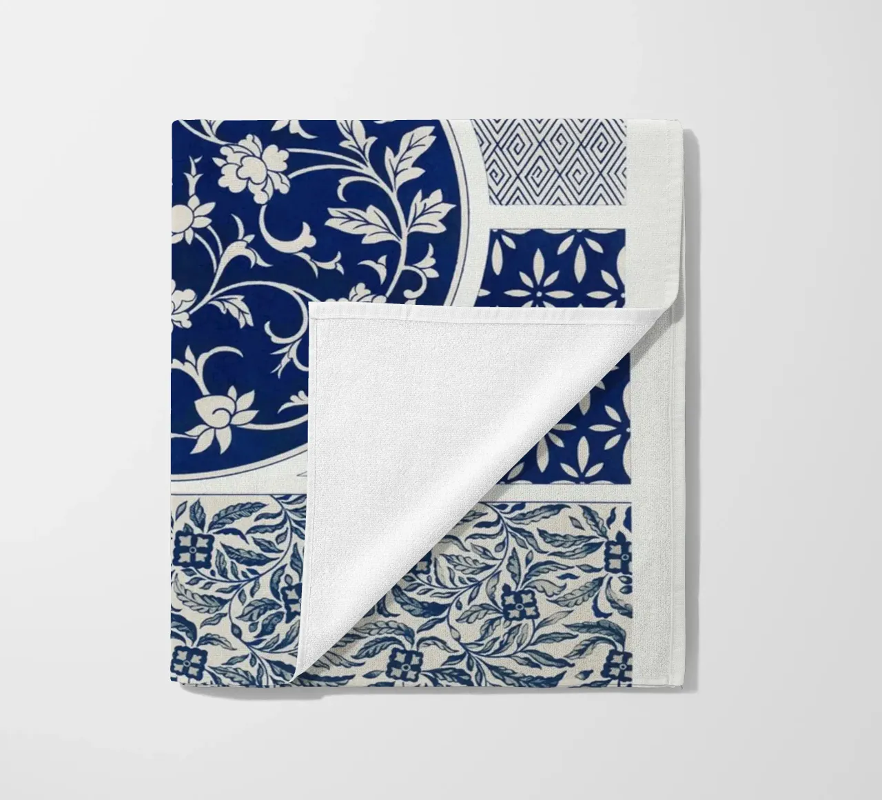 Blue flower pattern telo mare da vintageshop