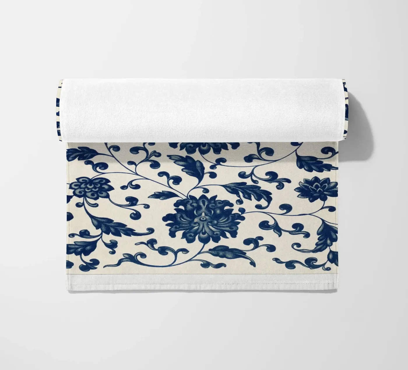 Blue flower pattern strandhanddoek van vintageshop